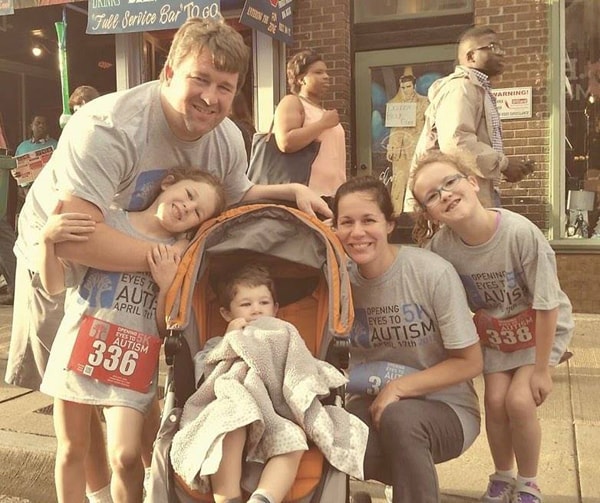 Chris Moneymaker and family